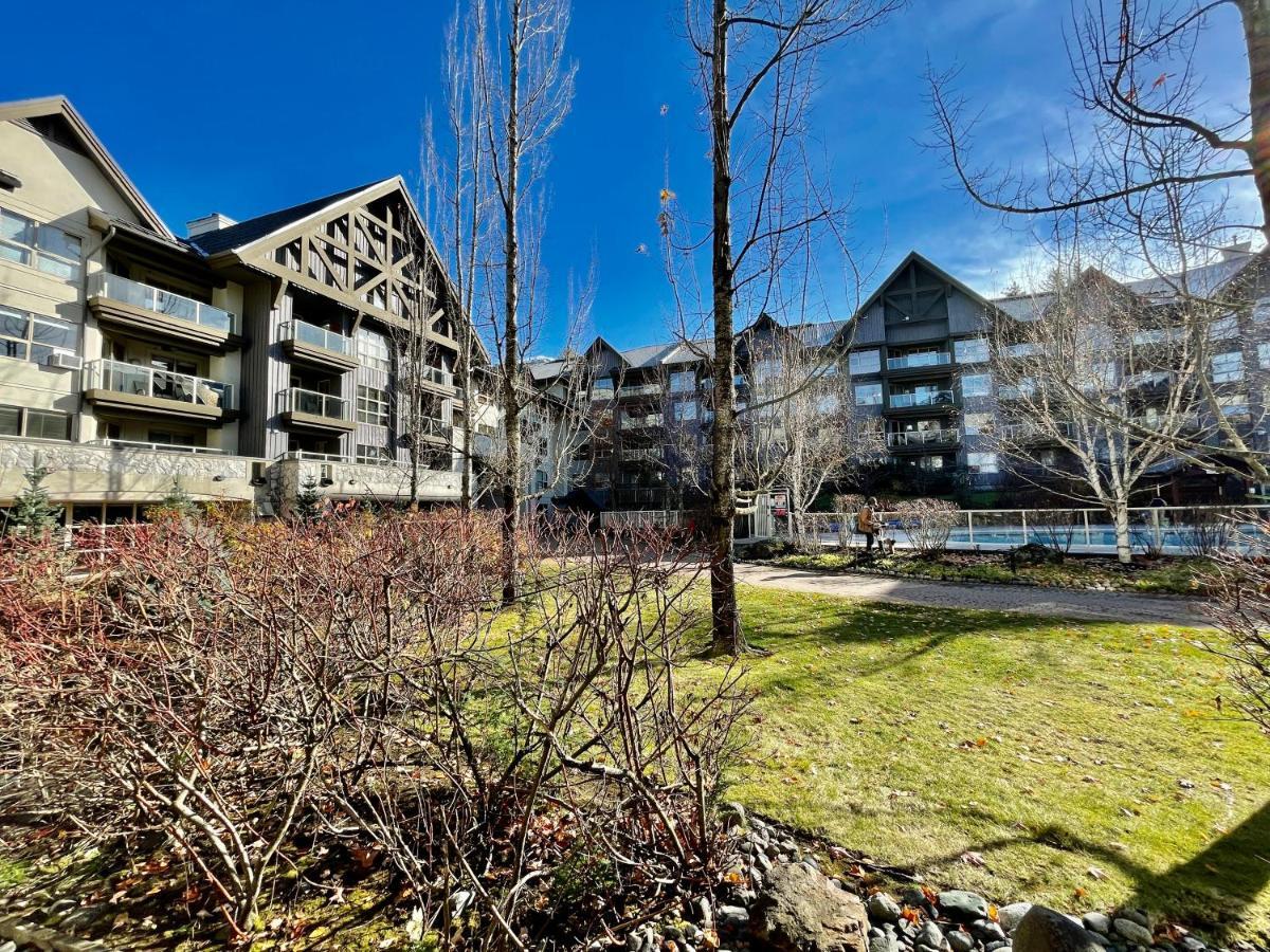Best Ski In Ski Out Condo At Whistler Exterior photo